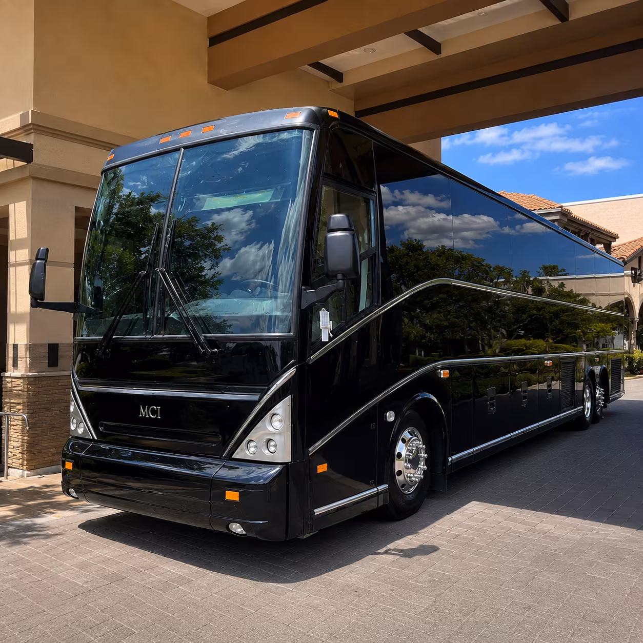 airport transfers and transit connections for government and military groups