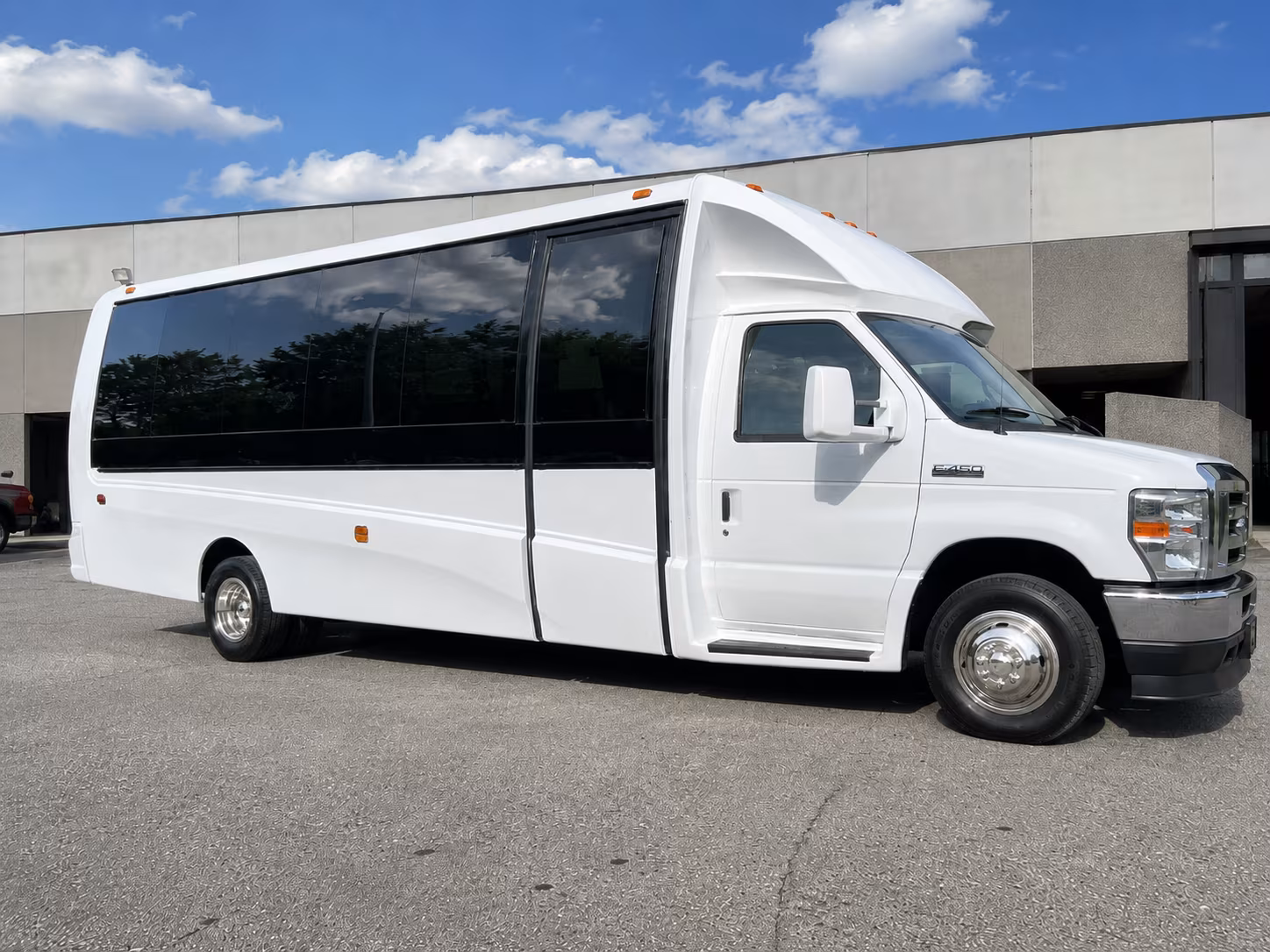 hotel to venue shuttle buses for fremont corporate events and meetings