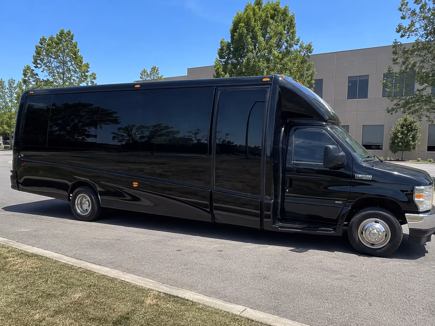 party buses to fox theater oakland and east bay concert venues