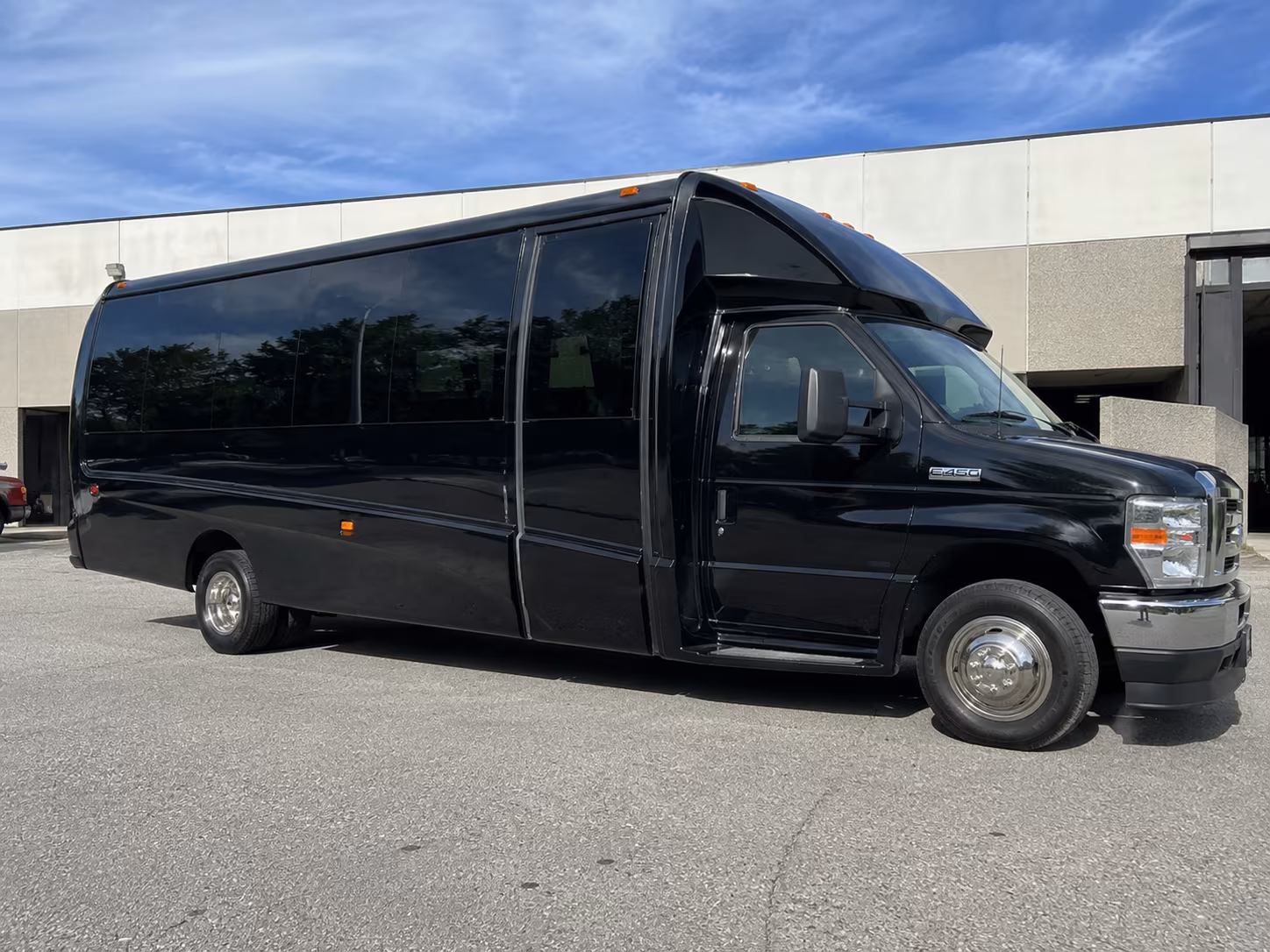 transportation buses for music festivals and multi venue crawls near fremont